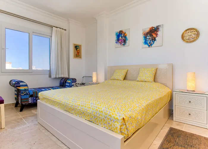 Peaks - Palm Piazza - & Pool Access *