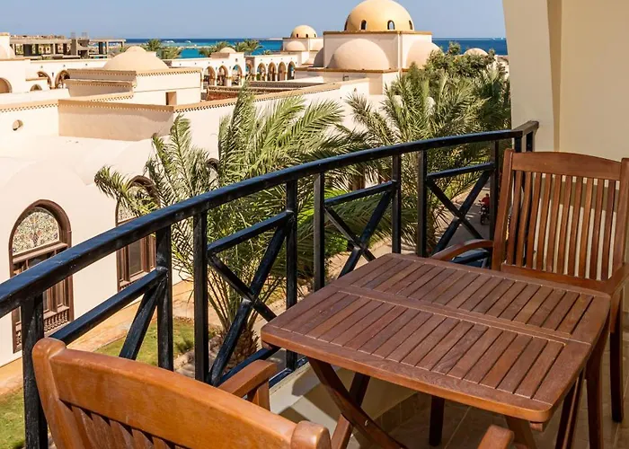 Apartment Peaks - Palm Piazza - & Pool Access *