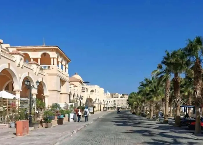 Peaks - Palm Piazza - & Pool Access Apartment