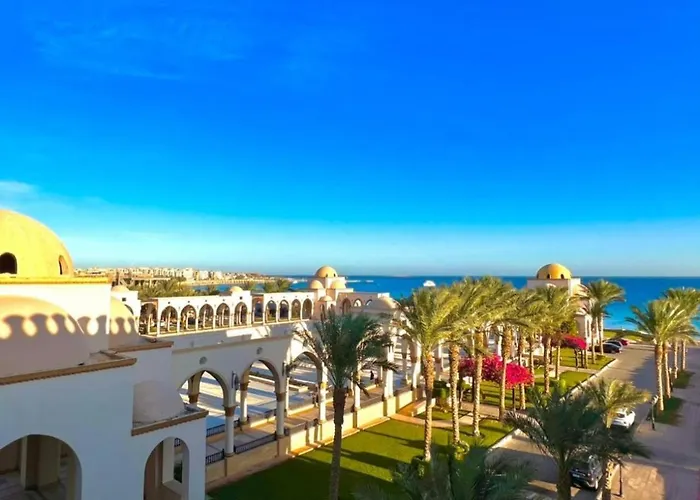 Peaks - Palm Piazza - & Pool Access *